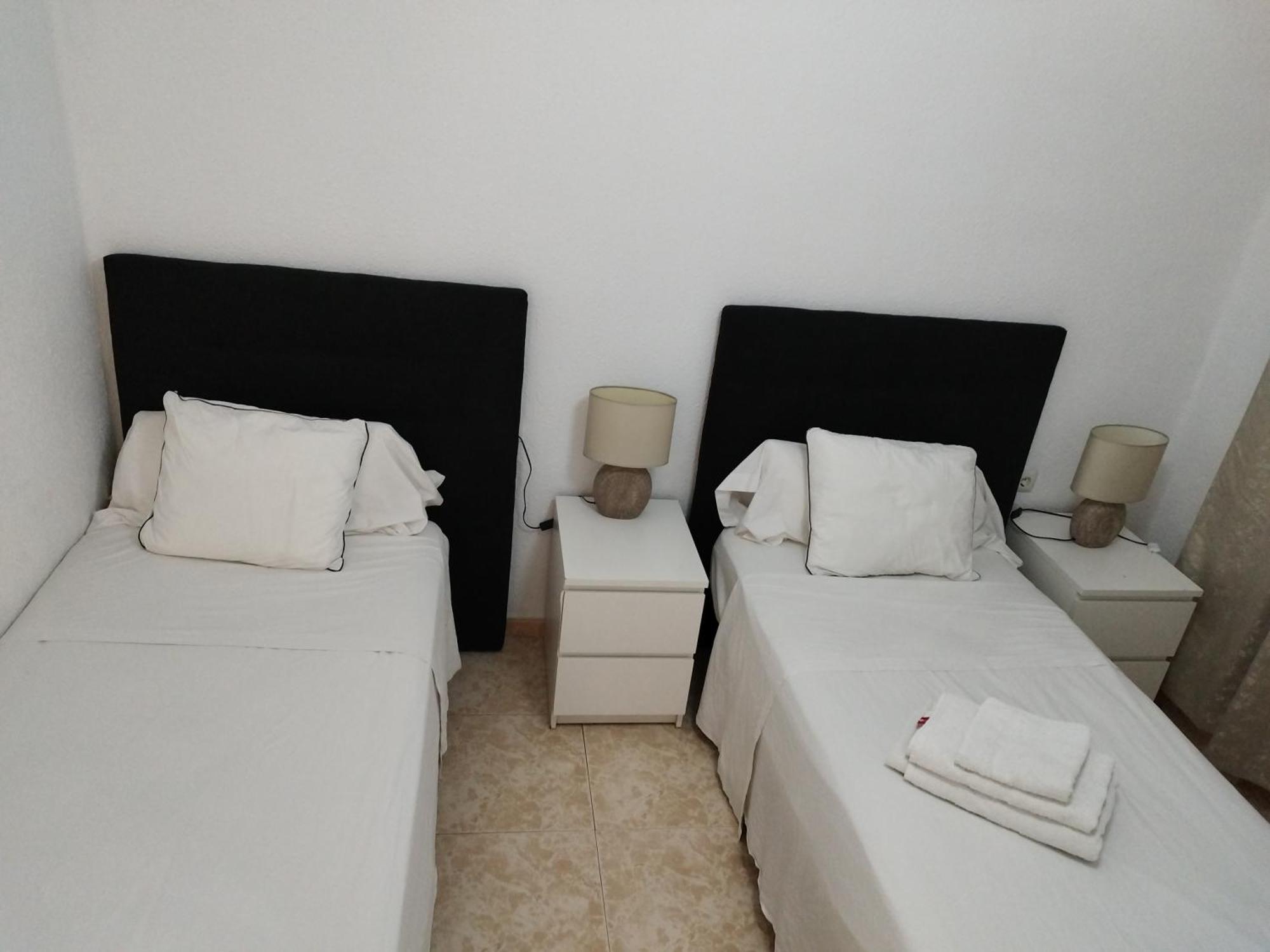 City Apartment Valenza Esterno foto